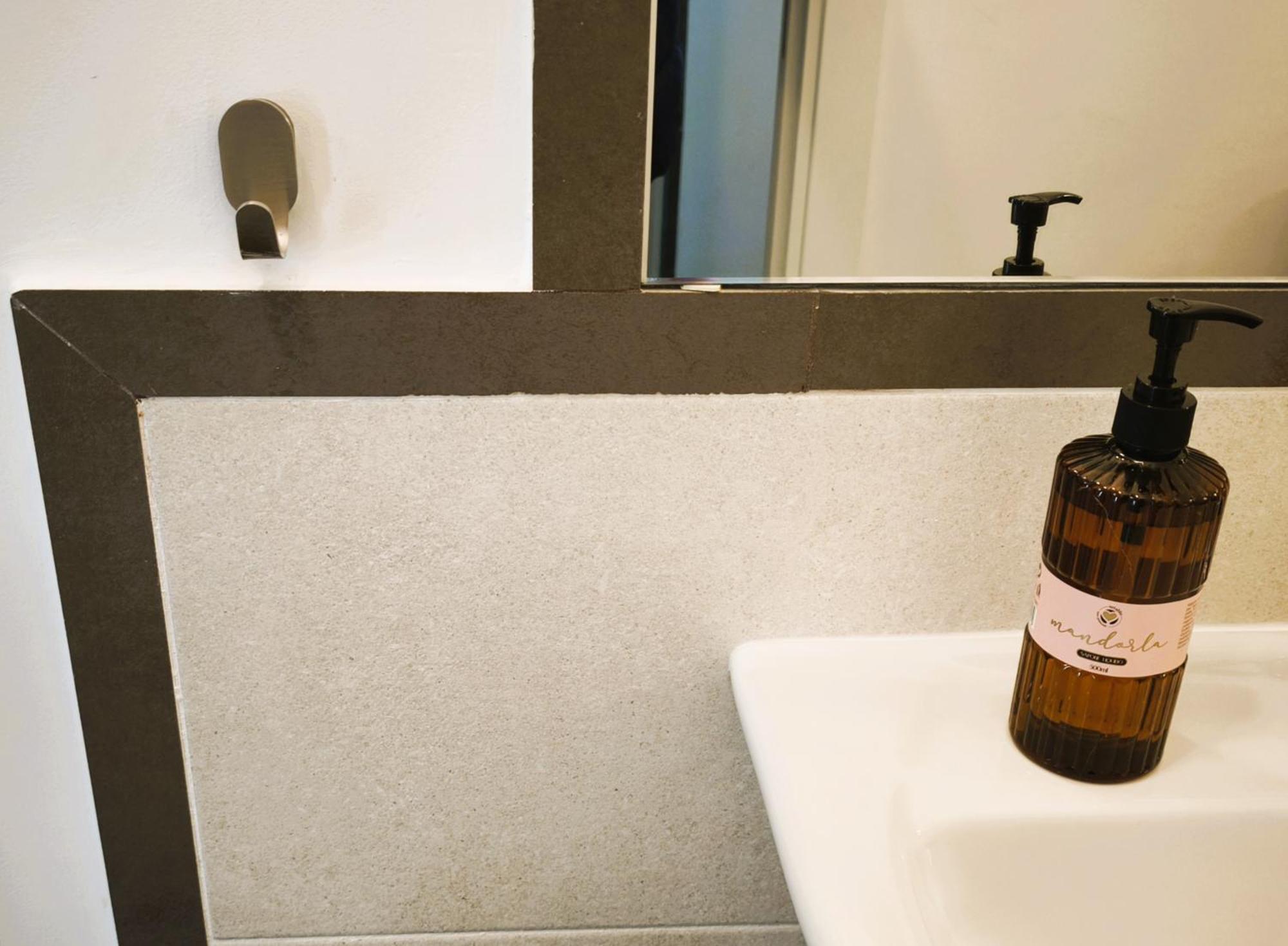 Lemontreeqse Apartment Quartu SantʼElena Екстериор снимка